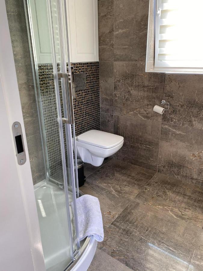 Dom Na Borowkowym Wzgorzu Apartment Palesnica Екстериор снимка