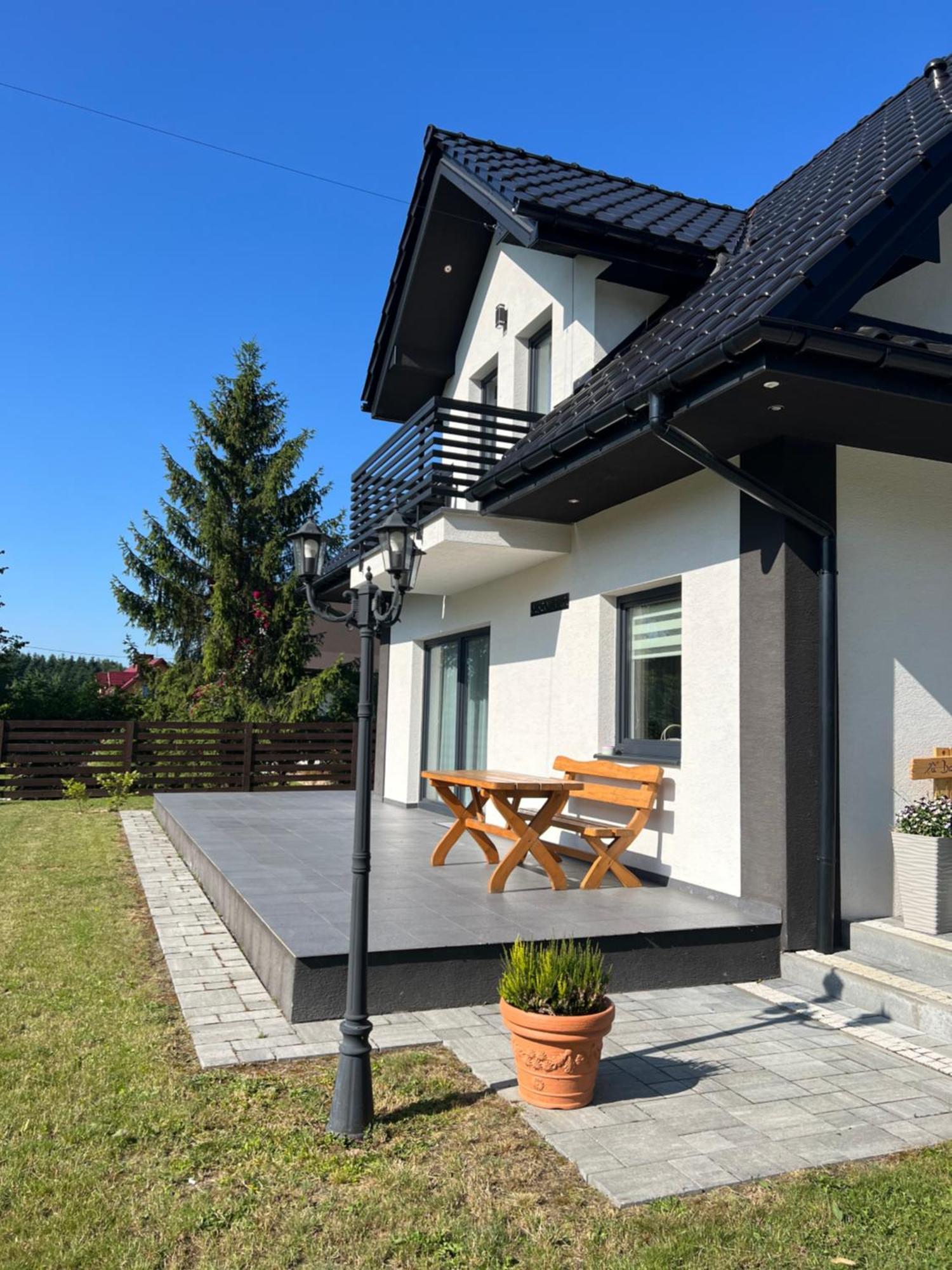 Dom Na Borowkowym Wzgorzu Apartment Palesnica Екстериор снимка